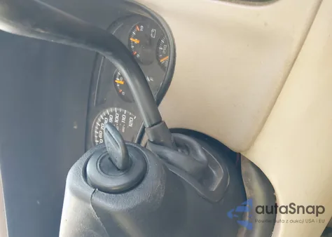 2004 Chevrolet Tahoe Lt from USA, damaged, VIN 1GNEK13Z14R112833